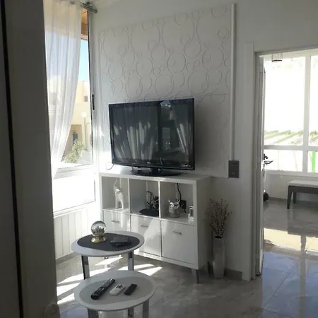 Con Jacuzzi Vistas A La Piscina Appartement *